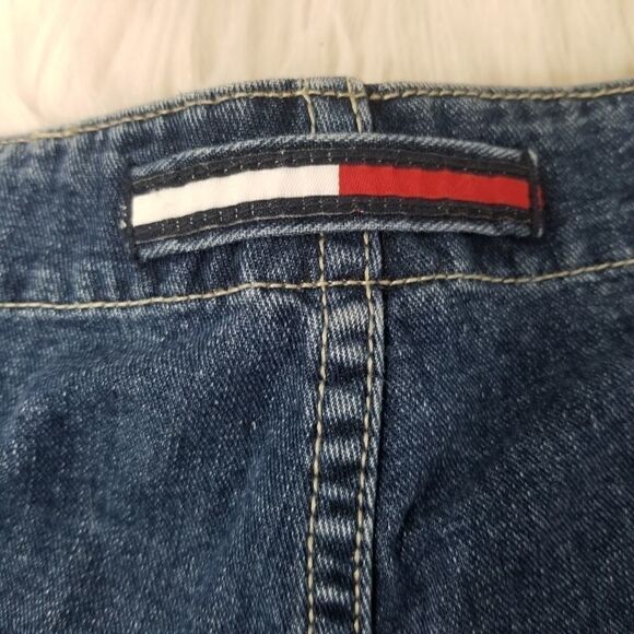 Tommy Hilfiger Cropped Jeans. Size 7 - Picture 7 of 14